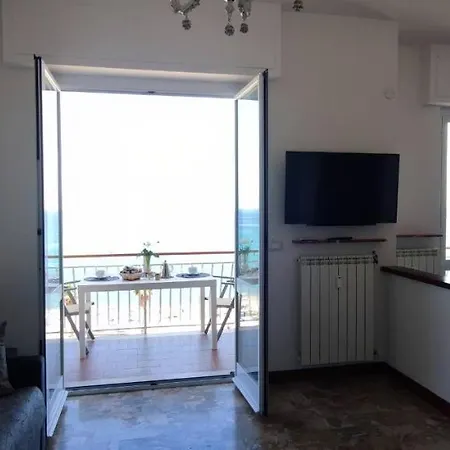 Maremare, Really On The Beach, With Private Parking Savona